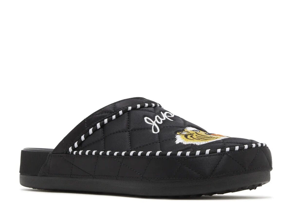 BEAMS x Dylan Clog ”Sukajan” BEAMS x Dylan Clog ”Sukajan”