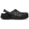 Classic Clog Lined Geometric ”Musta”