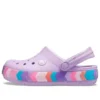 Crocband Chevron -helmillä koristellut pistokkaat ”Lilac Multi”