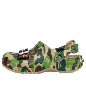 Crocs x A Bathing Ape -pistokkaat ”Chai”