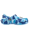 Crocs x A Bathing Ape -pistokkaat ”Oxygen”