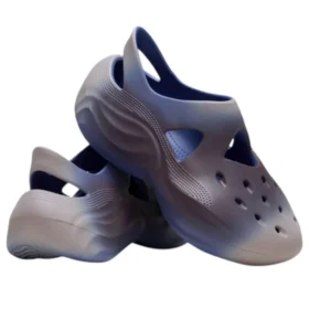 Crocs x Dingyun Zhang Diffuser Pistokkaat ”Sapphire”
