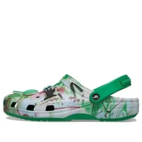 Crocs x Futura Laboratories Classic Clog ”Green Ivy”