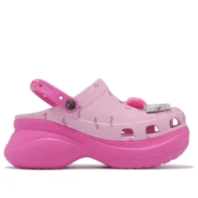 Crocs x Hello Kitty Classic Clog ”Pink”