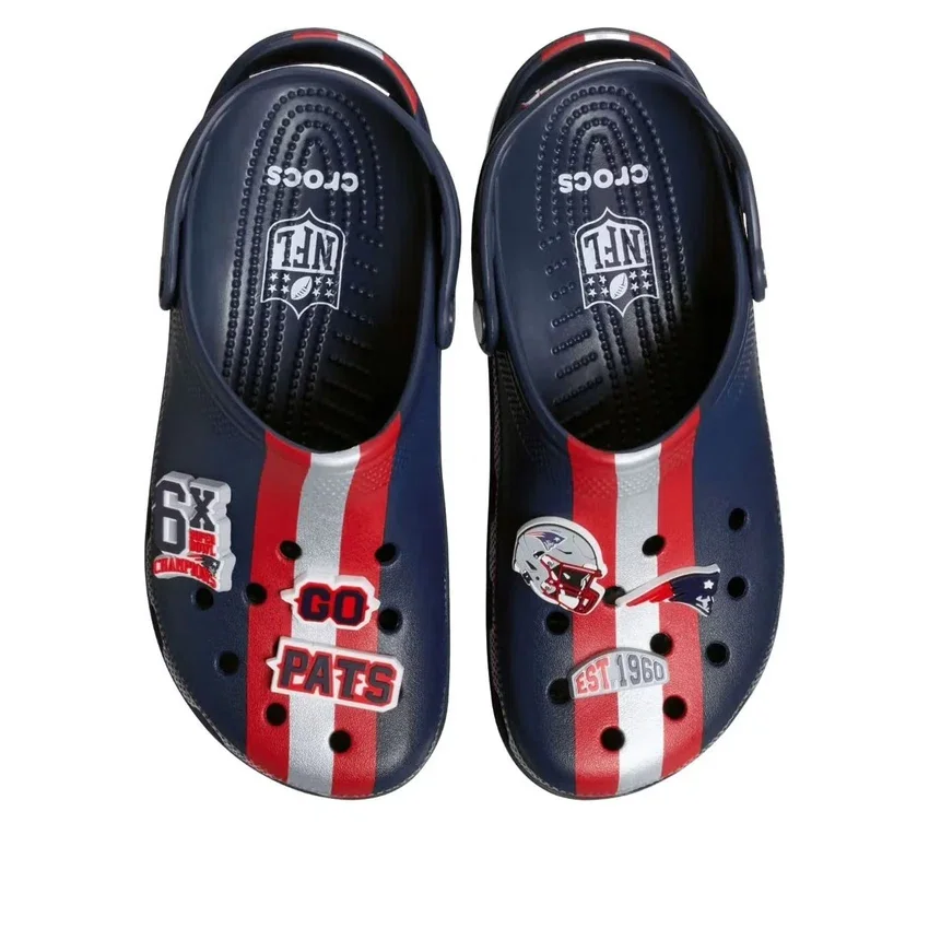 Crocs x NFL Classic Clog ”New England Patriots” Crocs x NFL Classic Clog ”New England Patriots”