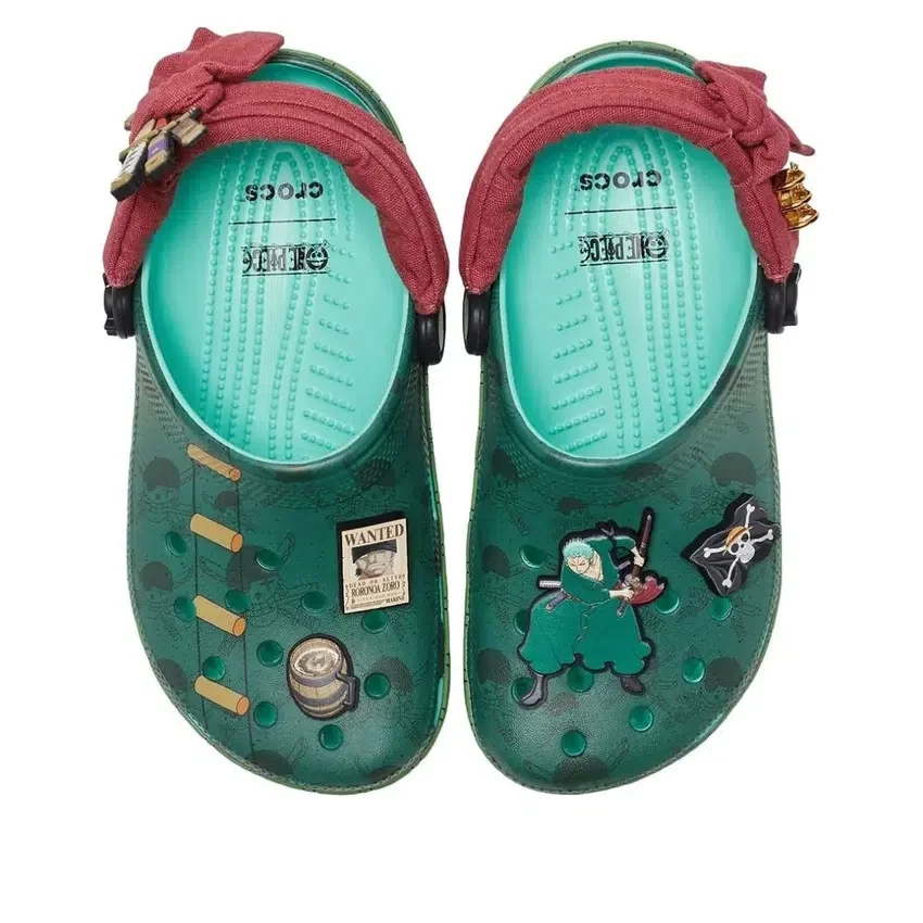 Crocs x One Piece Classic Clog ”Zoro” Crocs x One Piece Classic Clog ”Zoro”