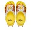 Crocs x The Beatles -pistokkaat ”Yellow Red”