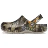 Crocs x Thisisneverthat Classic Clog Realtree Pistokkaat ”Edge Camo Walnut”