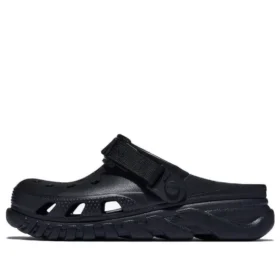 Duet Max Pistokkaat ”All Black”