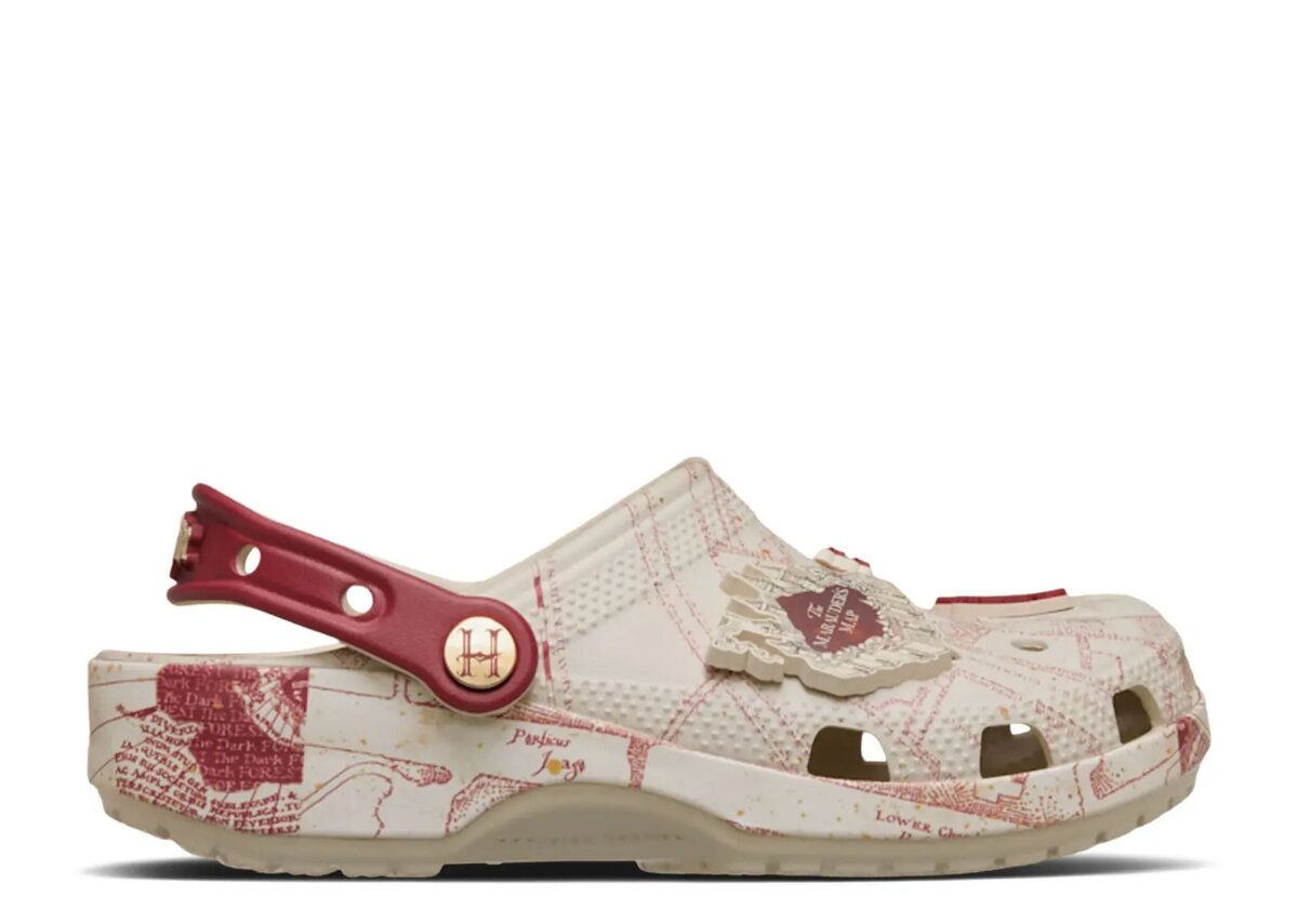 Harry Potter x Crocs Classic Clog ”Marauder’s Map” Harry Potter x Crocs Classic Clog ”Marauder’s Map”