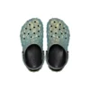 Klassinen irisoiva geometrinen Classic Clog ”Green”