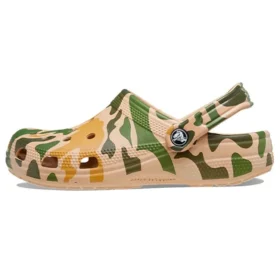 Klassiset camo-kuvioiset Classic Clogit ”Khaki Green”
