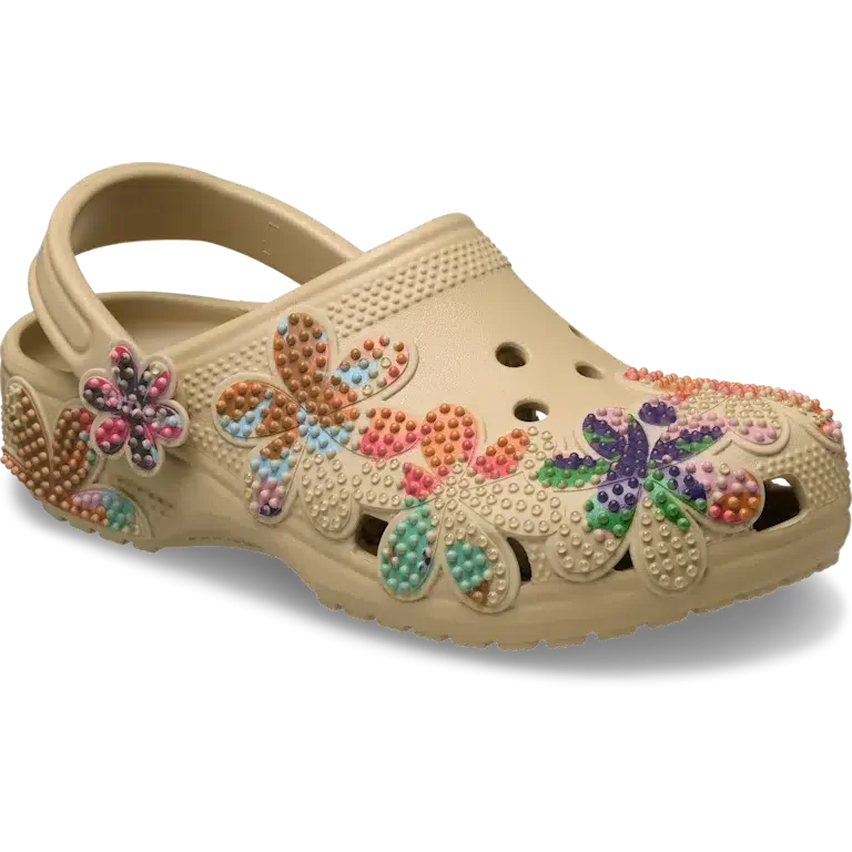 Klassiset Summer Beaded -pistokkaat Klassiset Summer Beaded -pistokkaat