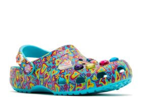Lisa Frank x Classic Clog Kids ’Digital Aqua Multi Hearts’