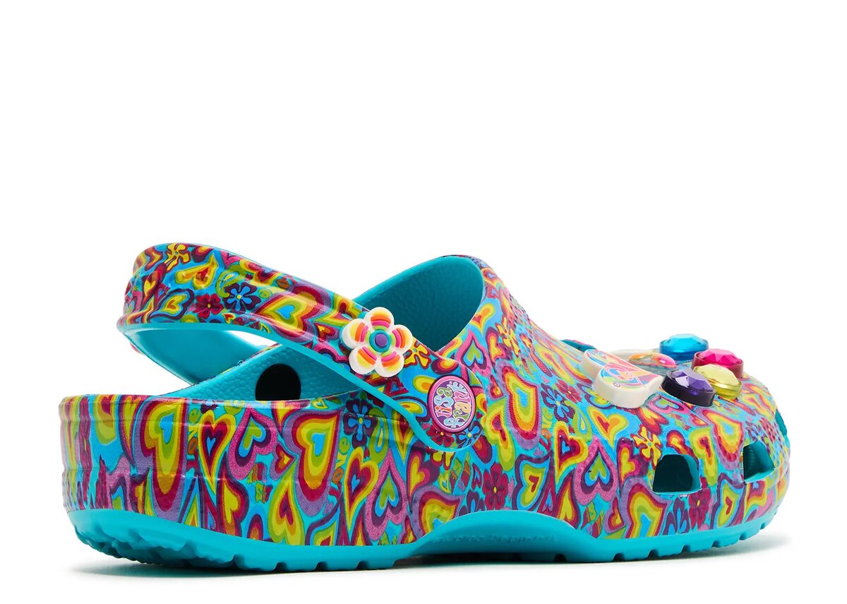 Lisa Frank x Classic Clog Kids ’Digital Aqua Multi Hearts’ Lisa Frank x Classic Clog Kids ’Digital Aqua Multi Hearts’