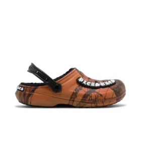 Pleasures x Dylan Clog ”Orange Camo”