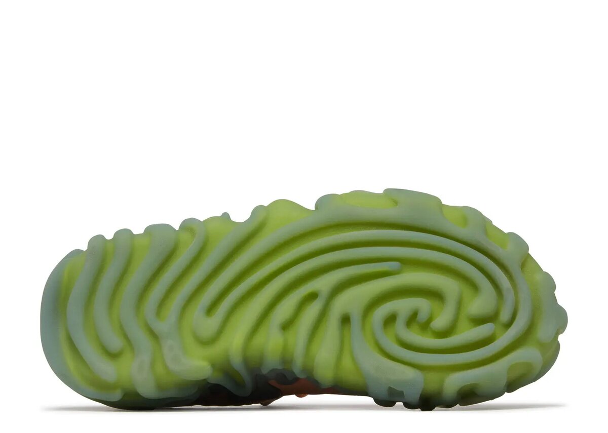 Salehe Bembury x Pollex Juniper ’Guava’ Salehe Bembury x Pollex Juniper ’Guava’