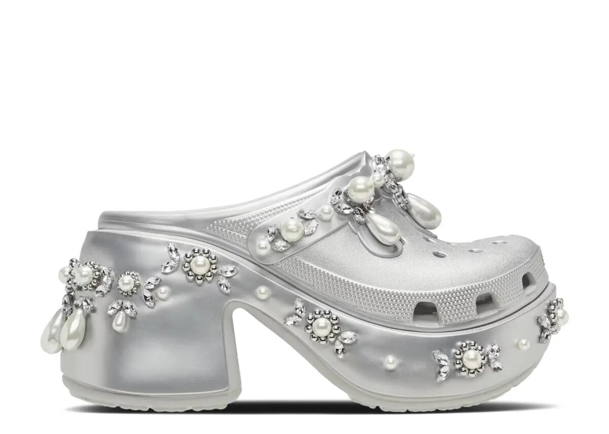 Simone Rocha x Siren piikkiklogit ”Metallic Silver” Simone Rocha x Siren piikkiklogit ”Metallic Silver”