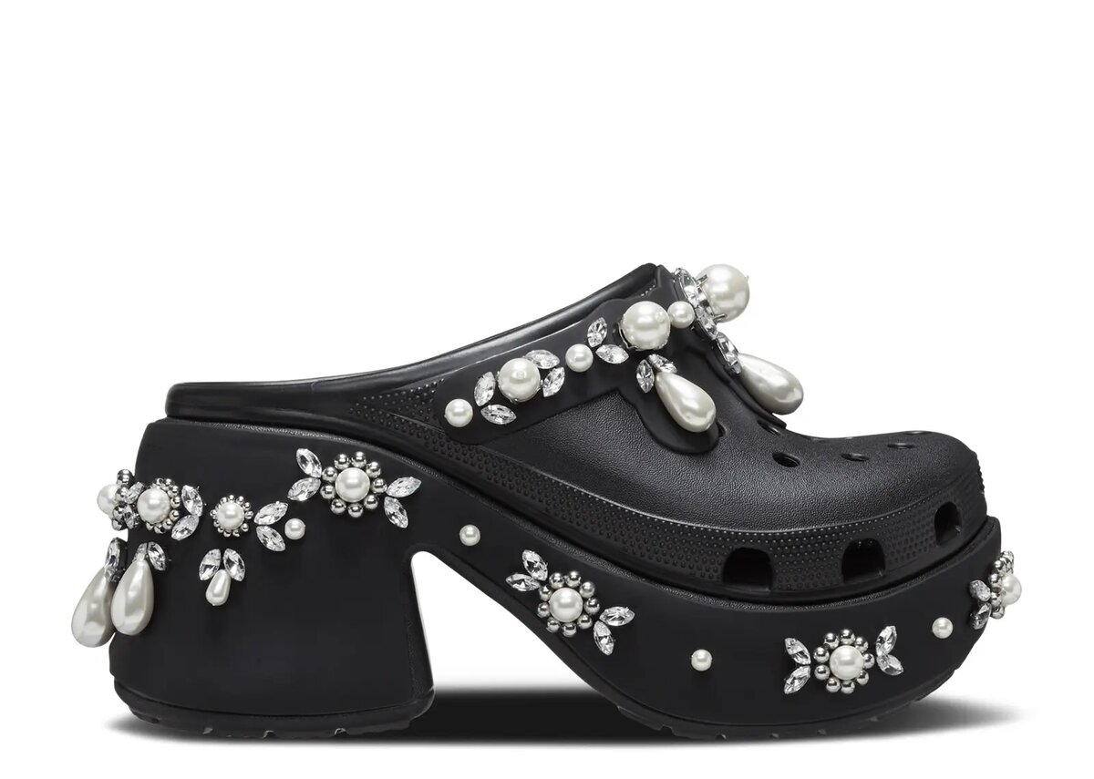 Simone Rocha x Siren Spiked Pistokka ’Musta’ Simone Rocha x Siren Spiked Pistokka ’Musta’