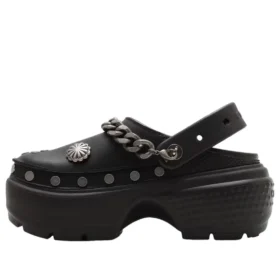 Stomp-koristeltu pistokka ”Black”