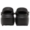 Stomp-koristeltu pistokka ”Black”