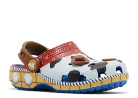 Toy Story x Classic Clog pikkulapsille ’Woody’